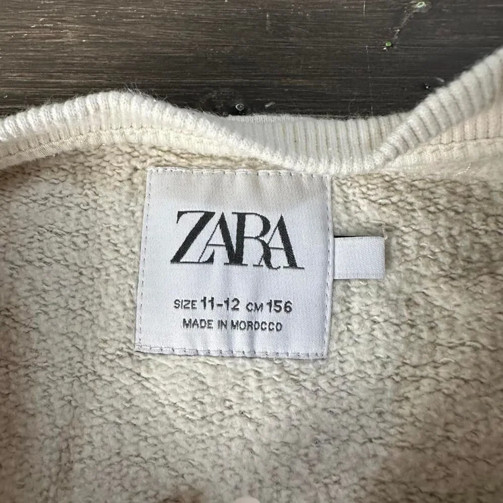 Zara kids size 11/12 White and Cream Sweatshirt